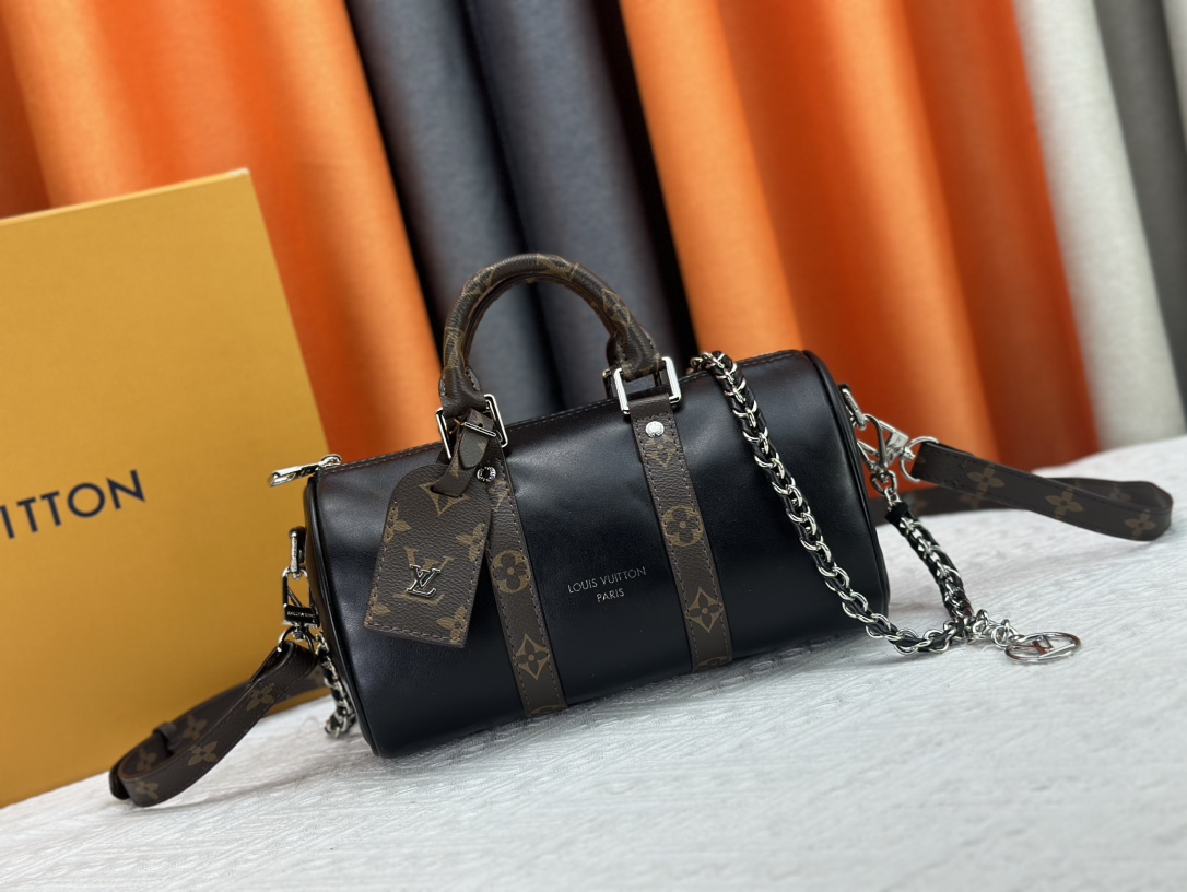 LV bag 619